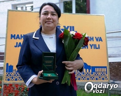 ИЛМГА САДОҚАТ, МЕҲНАТГА ЭЪТИРОФ